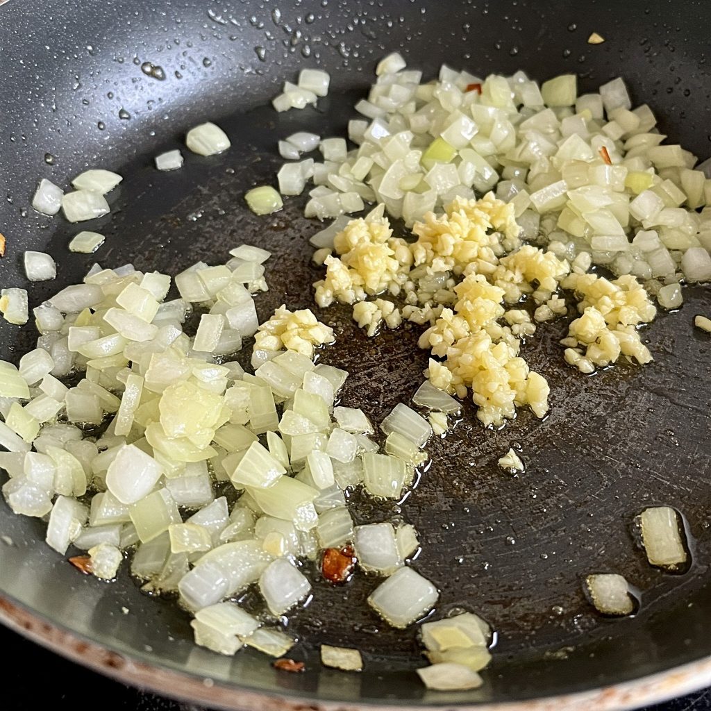 preparing sauce tastyfry.in